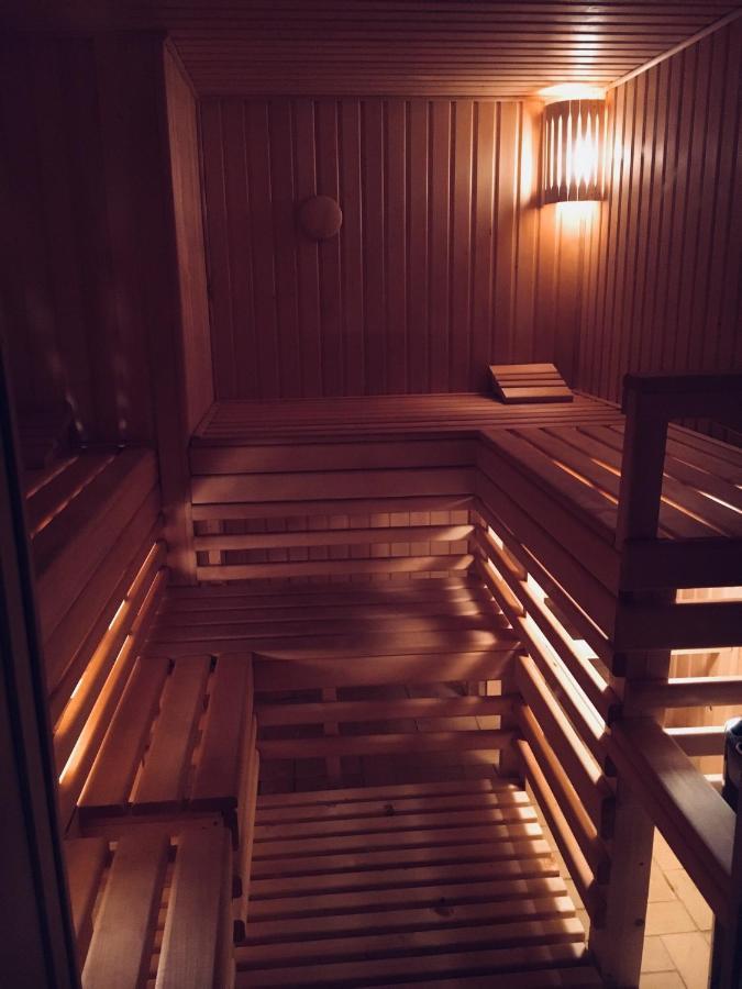 Jozka Chata Max 15 Os Sauna Jacuzzi Porabka ภายนอก รูปภาพ