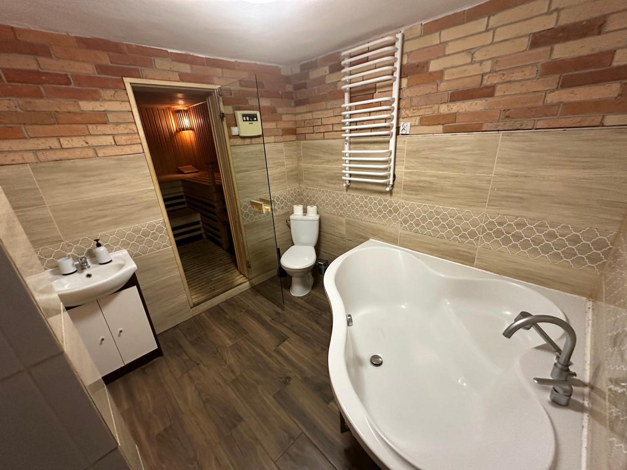 Jozka Chata Max 15 Os Sauna Jacuzzi Porabka ภายนอก รูปภาพ